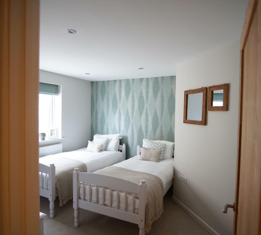 Appartamento Ocean Views 3 New Quay Esterno foto